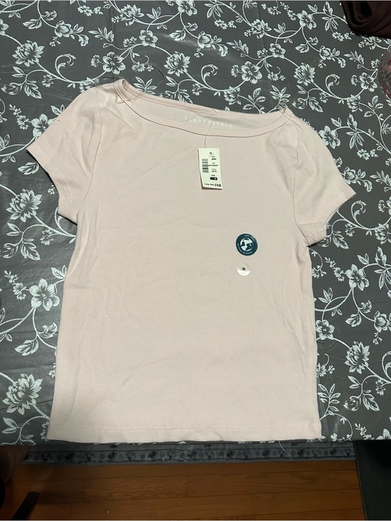 Aeropostale Tops - Aeropostale Women's Pale Pink Ribbed Short Sleeve Tee